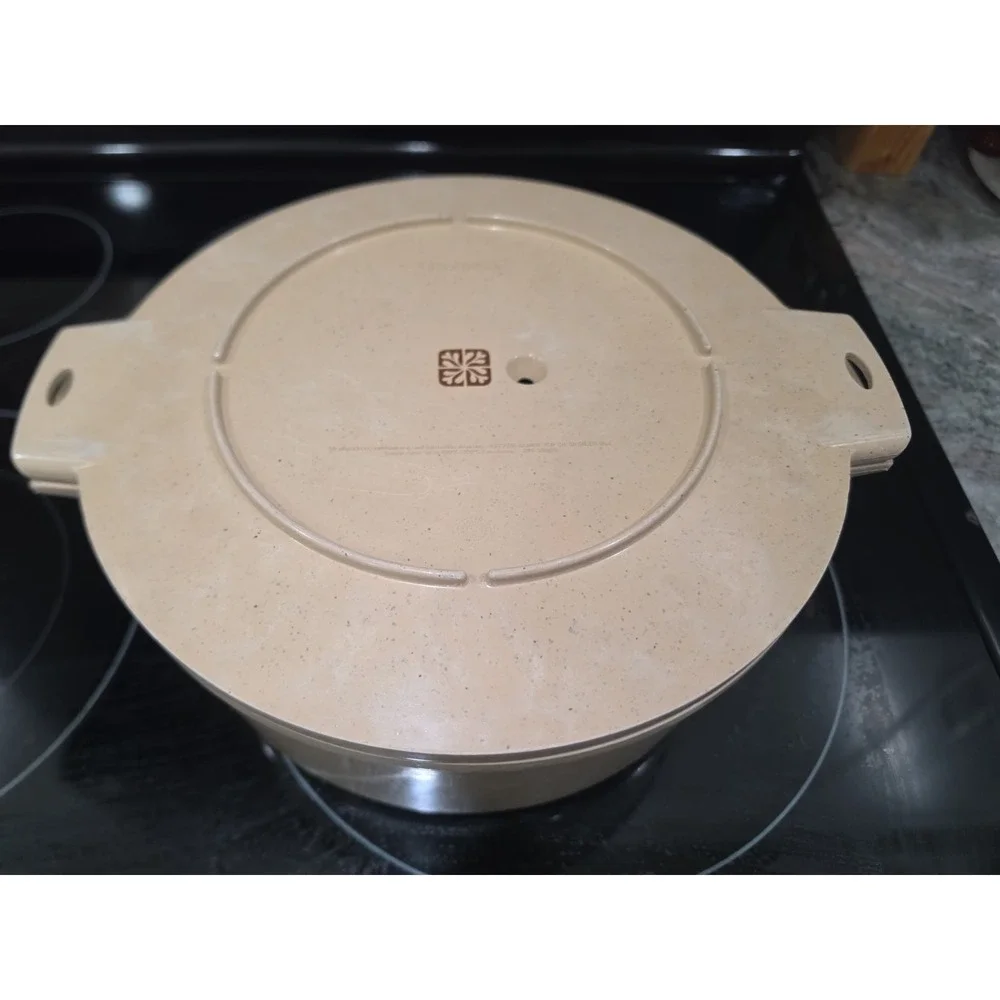LittonWare 5 Qt. Dutch Oven Casserole Dish With Lid